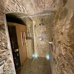Palazzo Cherubini-pools & Wellness