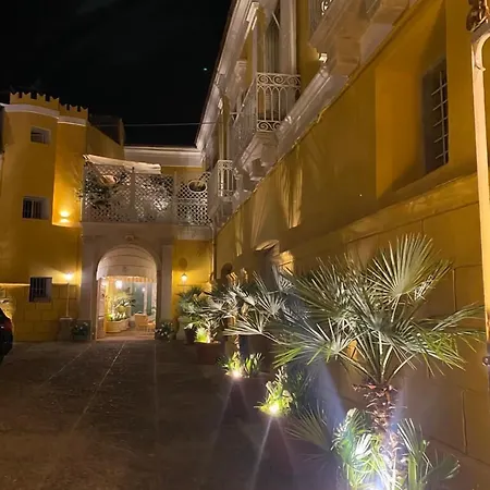 Palazzo Cherubini-pools & Wellness