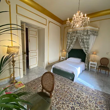 Palazzo Cherubini-pools & Wellness B&B 4*