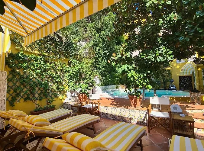 Alojamento de Acomodação e Pequeno-almoço Palazzo Cherubini-pools & Wellness Rossano