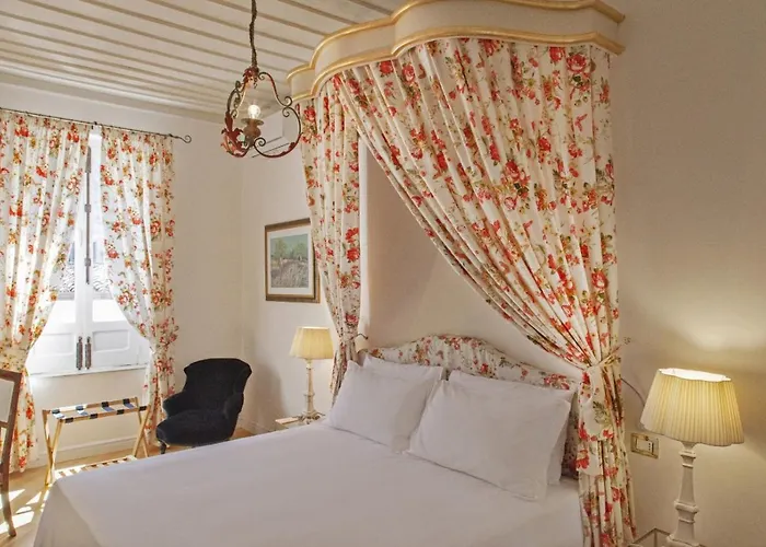 Palazzo Cherubini-pools & Wellness Rossano