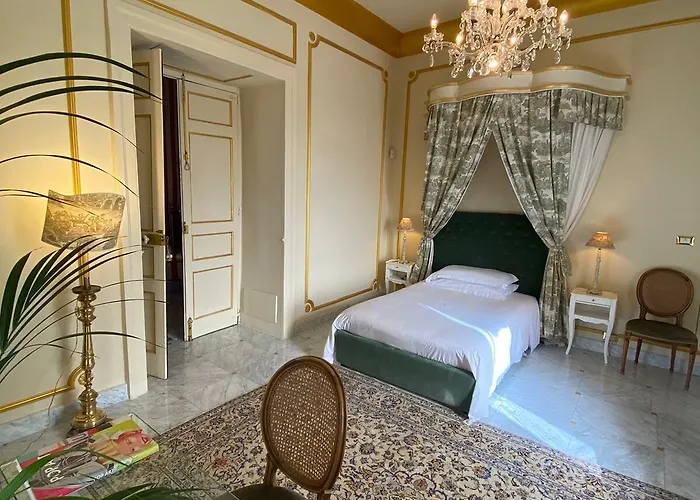 Palazzo Cherubini-pools & Wellness Alojamento de Acomodação e Pequeno-almoço 4*