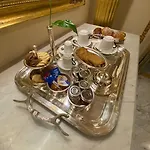 לינה וארוחת בוקר Palazzo Cherubini-pools & Wellness