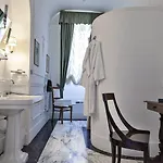 Bed & Breakfast Palazzo Cherubini-pools & Wellness 4*