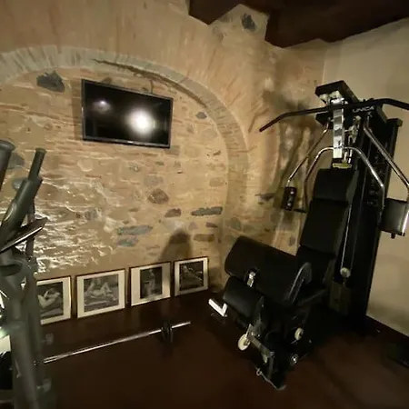 Palazzo Cherubini-pools & Wellness