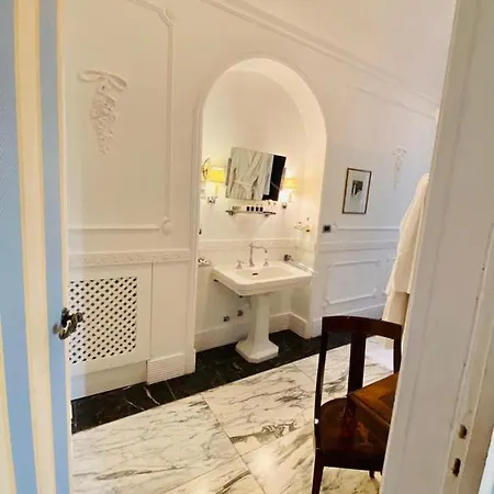 Palazzo Cherubini-pools & Wellness Bed & Breakfast