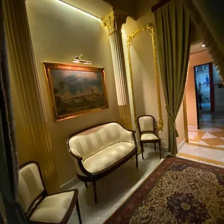 Palazzo Cherubini-pools & Wellness