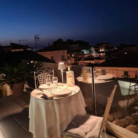 Palazzo Cherubini-pools & Wellness Bed & Breakfast