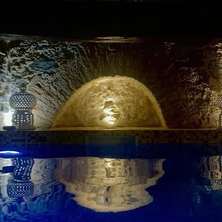 Bed & Breakfast Palazzo Cherubini-pools & Wellness Rossano