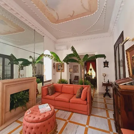 Bed & Breakfast Palazzo Cherubini-pools & Wellness