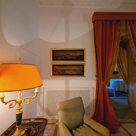 Palazzo Cherubini-pools & Wellness Couette-café Rossano
