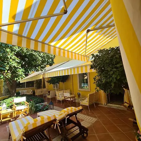 Palazzo Cherubini-pools & Wellness 4* Rossano