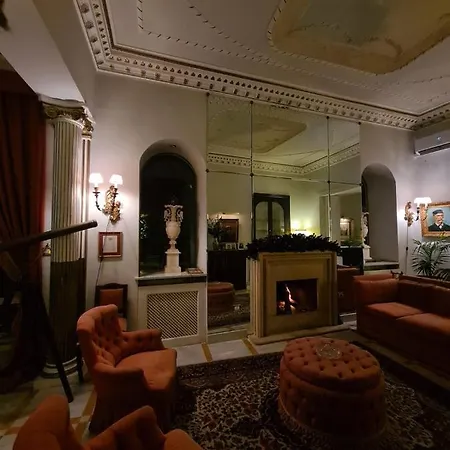 Palazzo Cherubini-pools & Wellness