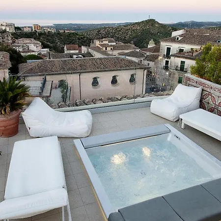 Palazzo Cherubini-pools & Wellness