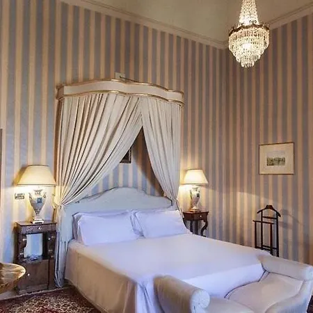 Palazzo Cherubini-pools & Wellness *