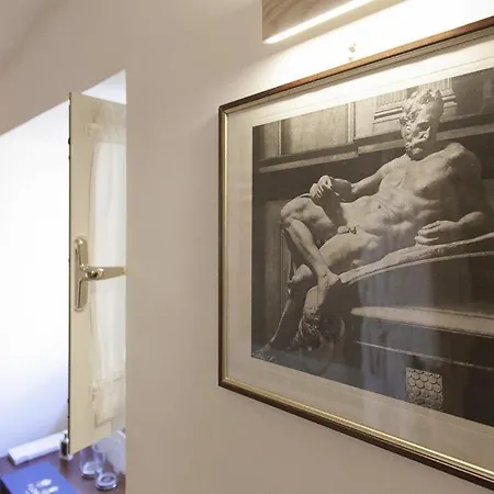 Couette-café Palazzo Cherubini-pools & Wellness