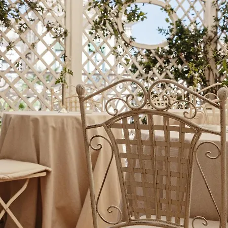 Palazzo Cherubini-pools & Wellness Rossano