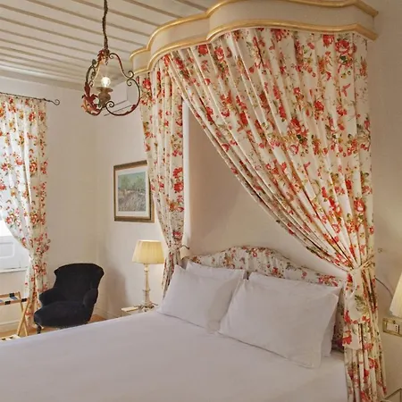 Palazzo Cherubini-pools & Wellness Rossano