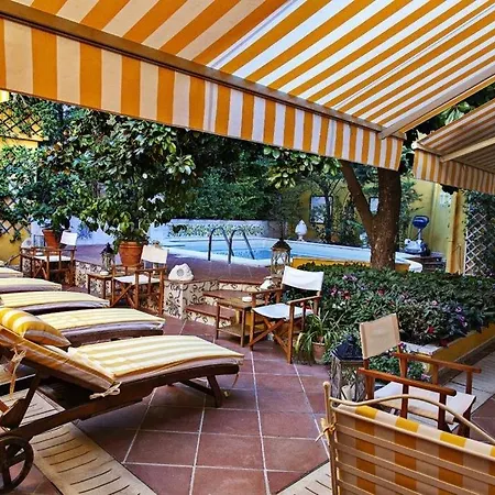 Palazzo Cherubini-pools & Wellness Bed & Breakfast *