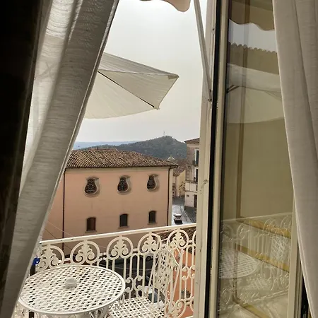 Bed & Breakfast Palazzo Cherubini-pools & Wellness