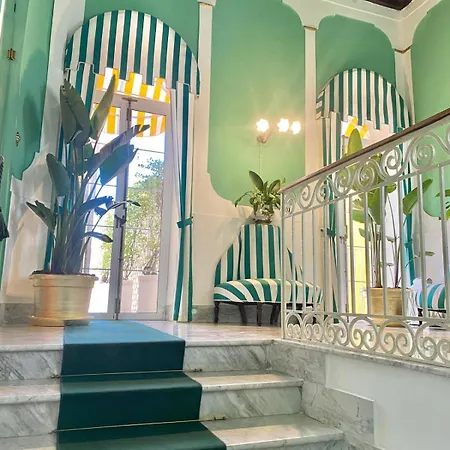 Bed & Breakfast Palazzo Cherubini-pools & Wellness