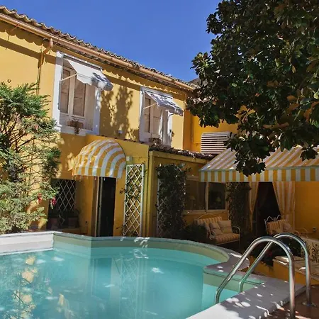 Palazzo Cherubini-pools & Wellness