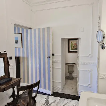 Palazzo Cherubini-pools & Wellness Bed & Breakfast