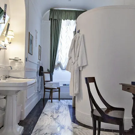 Couette-café Palazzo Cherubini-pools & Wellness 4*