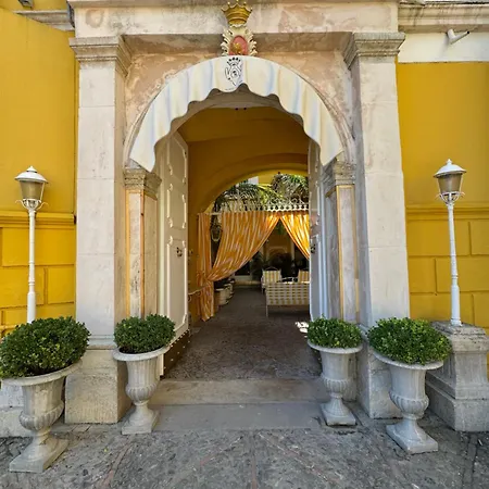 Palazzo Cherubini-pools & Wellness Rossano