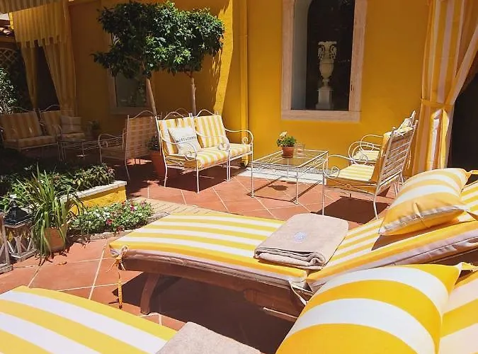 Palazzo Cherubini-pools & Wellness 4*