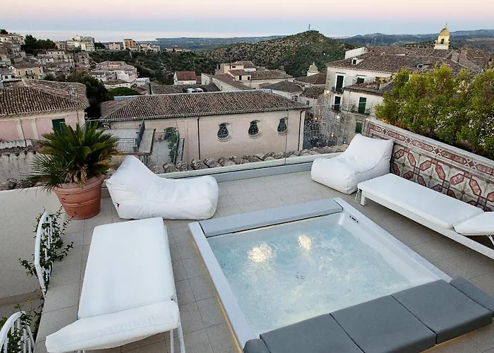 Palazzo Cherubini-pools & Wellness