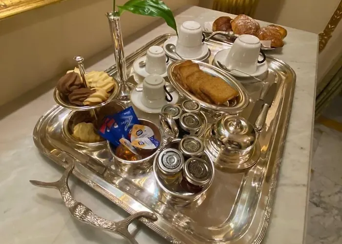 Bed & Breakfast Palazzo Cherubini-pools & Wellness